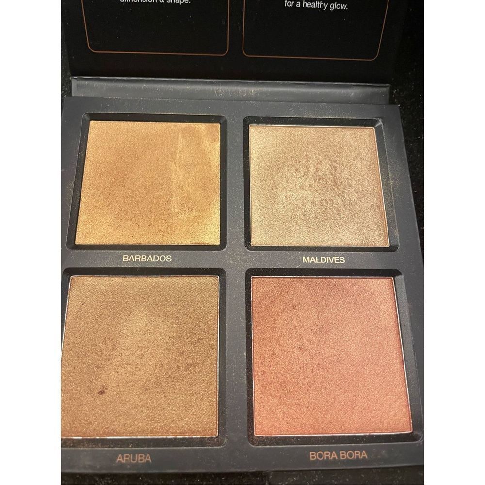 Bundle of makeup products - Picture 14 of 16